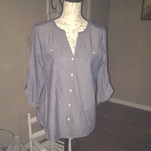 Ann Taylor Loft cute light shirt